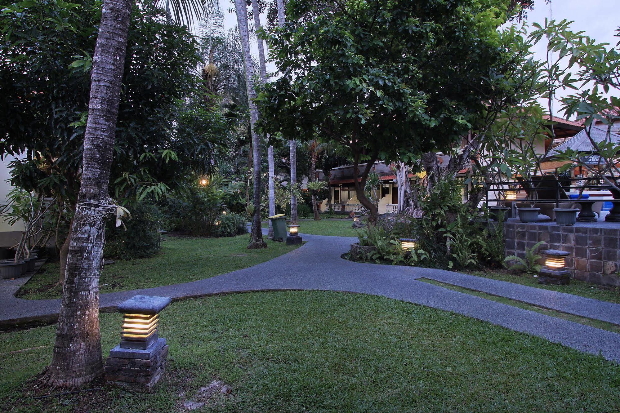 The Taman Ayu Seminyak Exterior foto