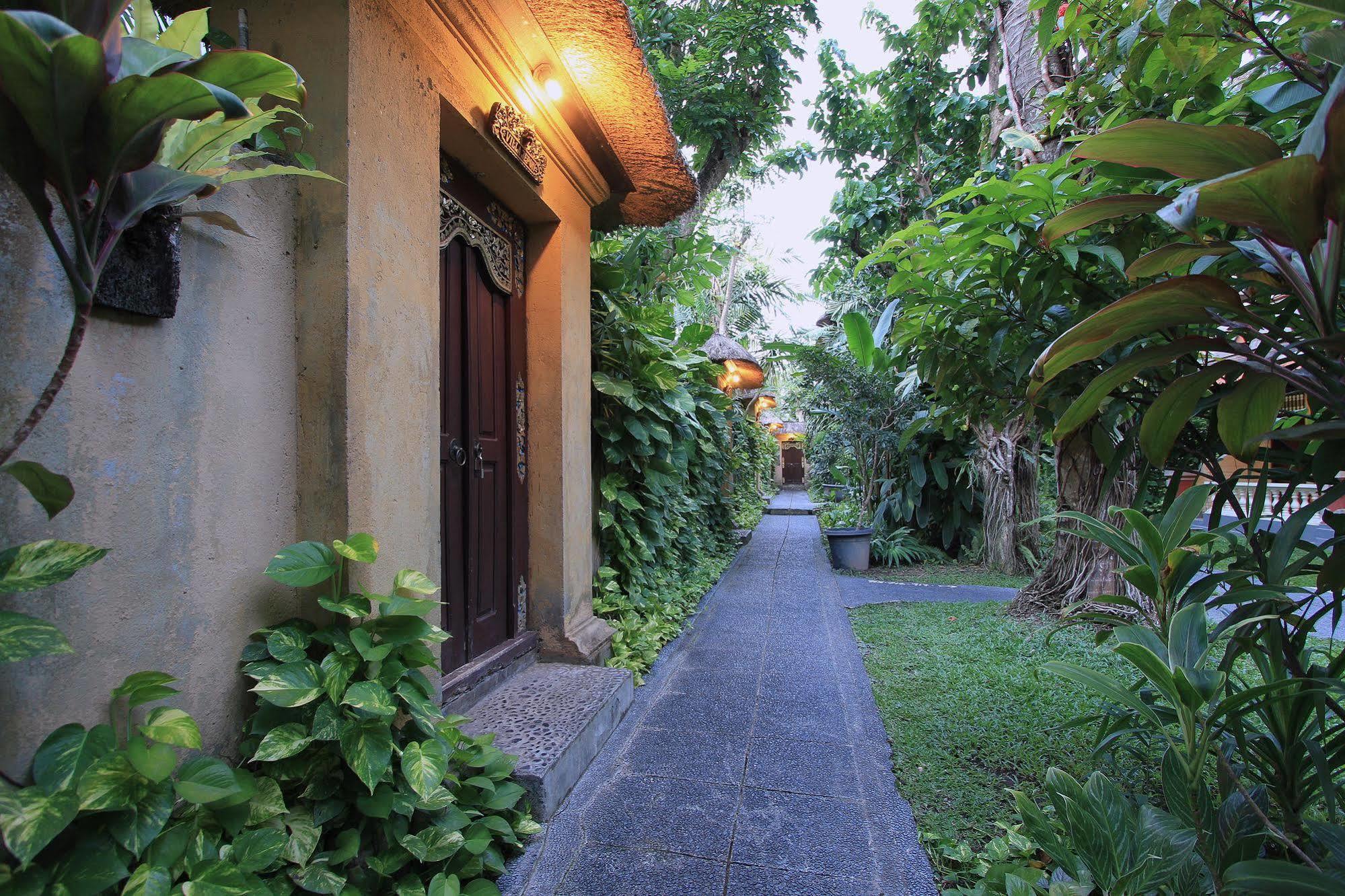 The Taman Ayu Seminyak Exterior foto